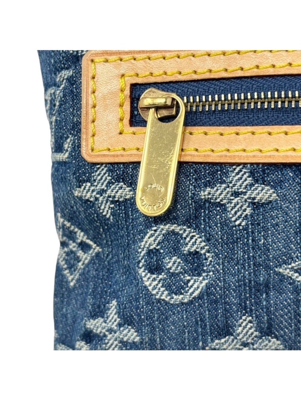 LOUIS VUITTON Vintage
Monogram Denim Pochette Plat
Clutch Bag Blue Gold [105529] - Picture 3 of 9